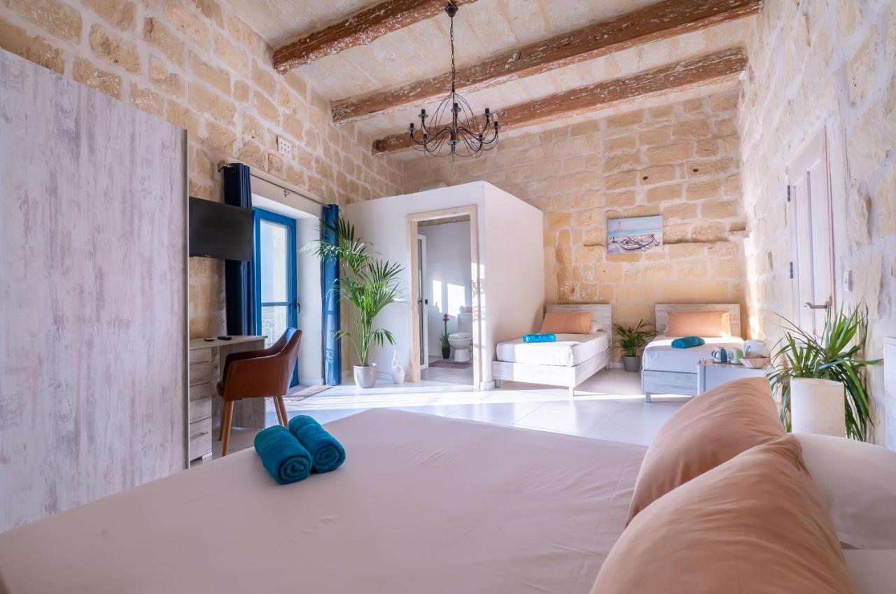 Fiftyfour West Boutique Living Bed & Breakfast Għarb Dış mekan fotoğraf