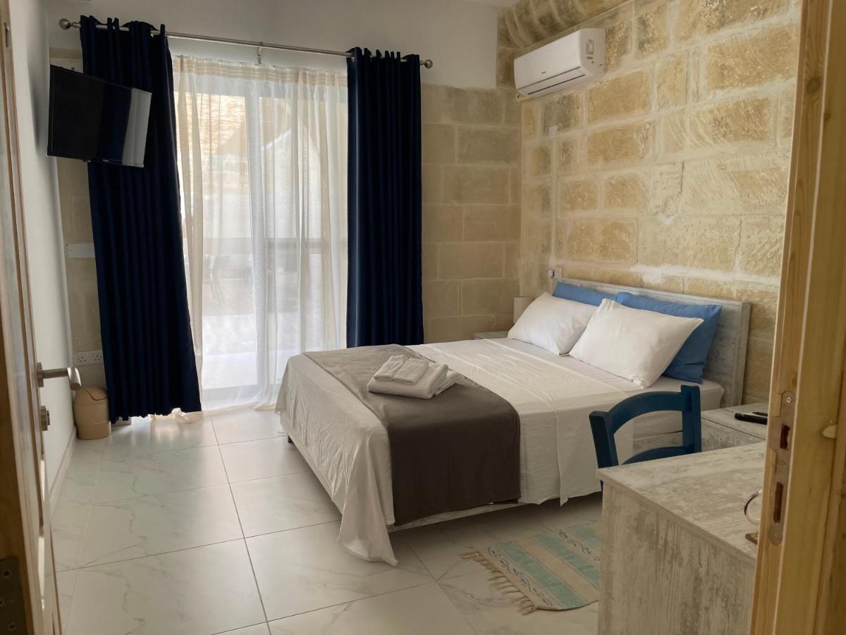 Fiftyfour West Boutique Living Bed & Breakfast Għarb Dış mekan fotoğraf
