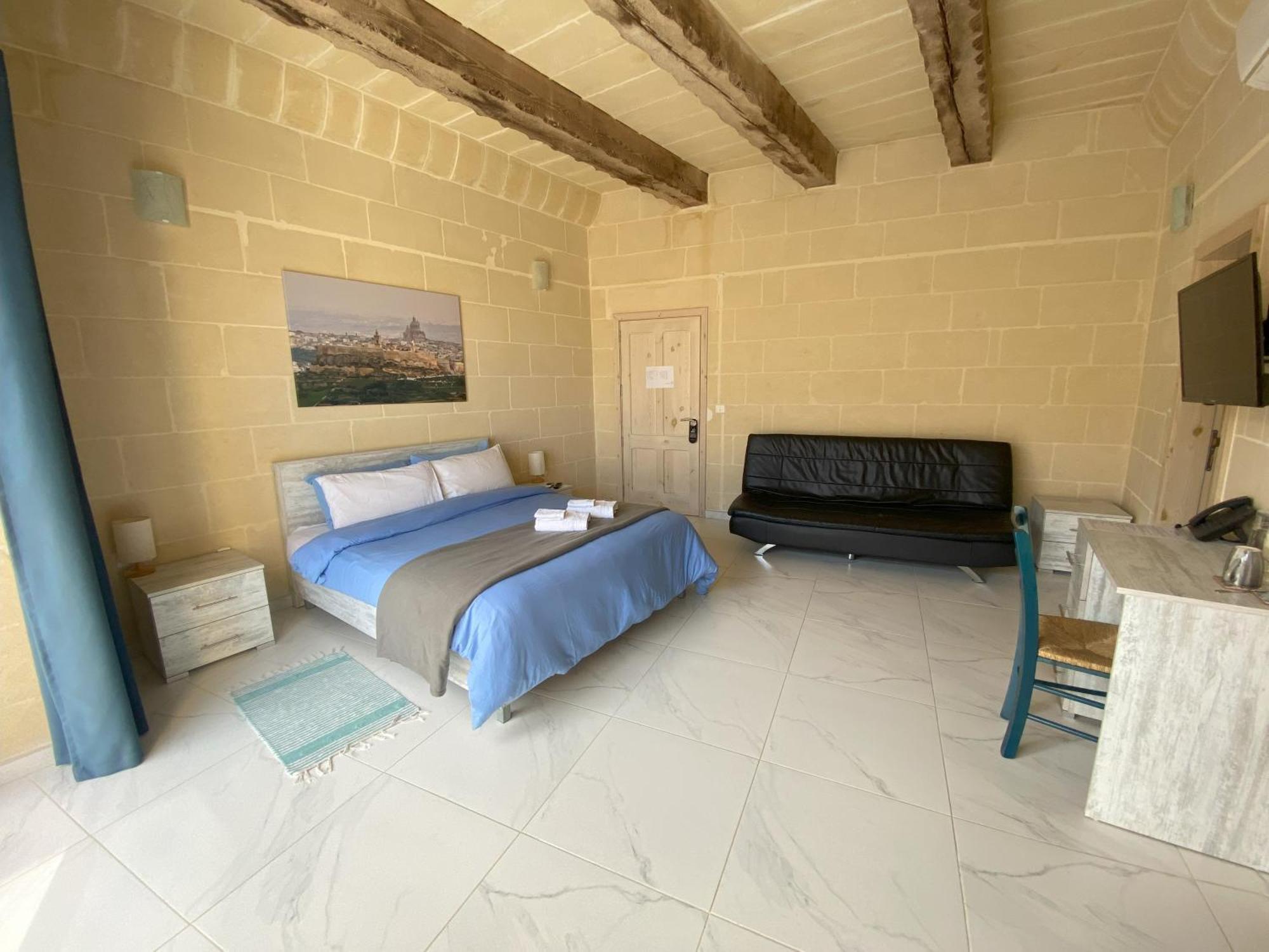Fiftyfour West Boutique Living Bed & Breakfast Għarb Dış mekan fotoğraf